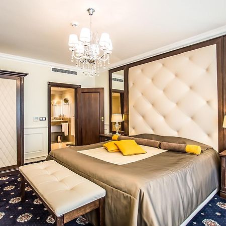 Hotel Palace Marina Dinevi Светий Влас Екстер'єр фото