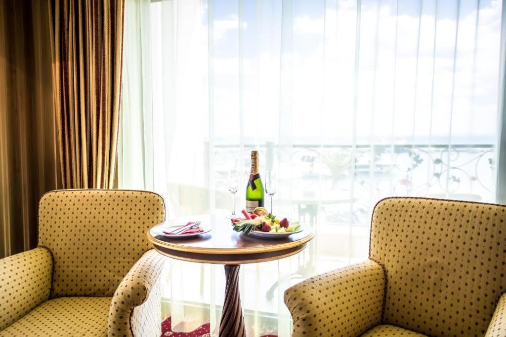 Hotel Palace Marina Dinevi Светий Влас Екстер'єр фото